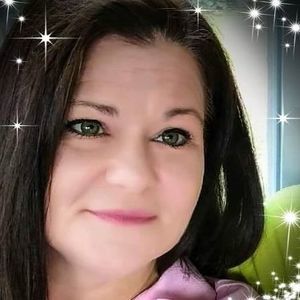 Meet your Posher, Pamela